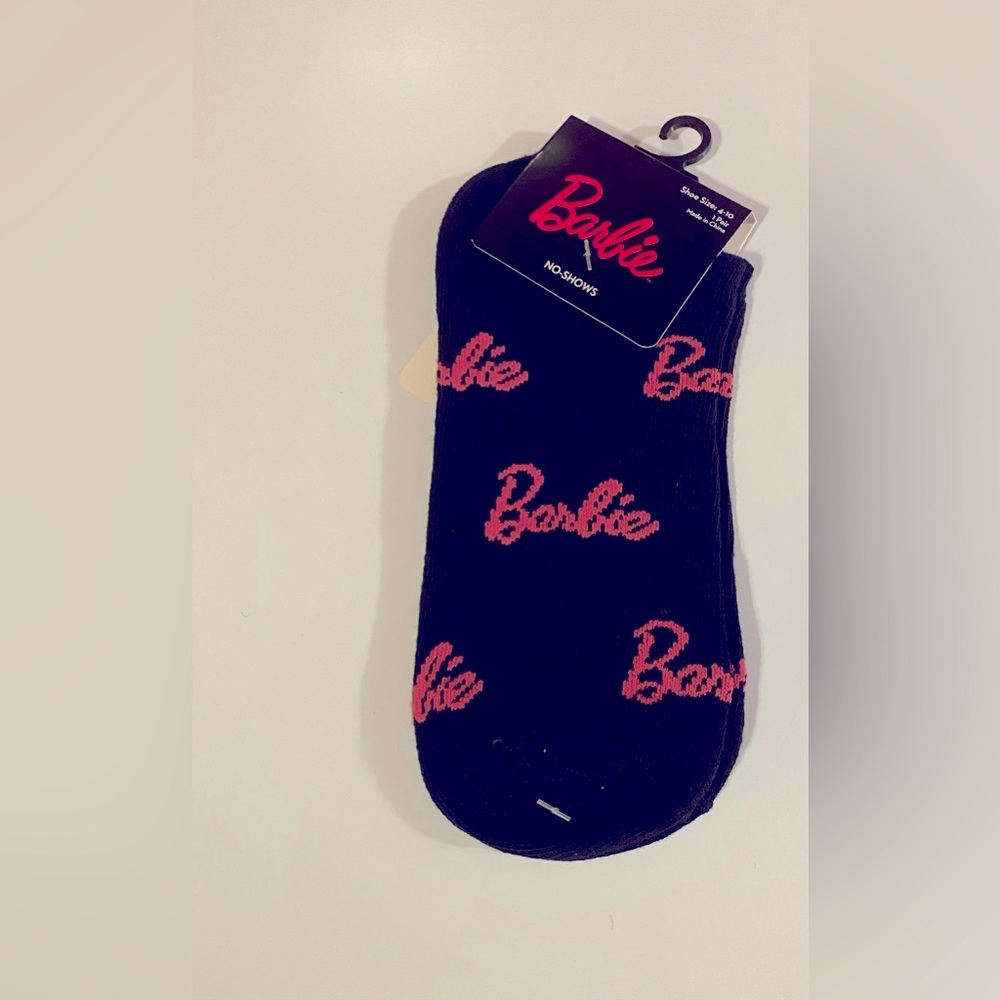 🔴Fun Novelty Featuring Barbie Socks